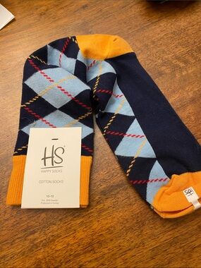 FREE HAPPY SOCKS